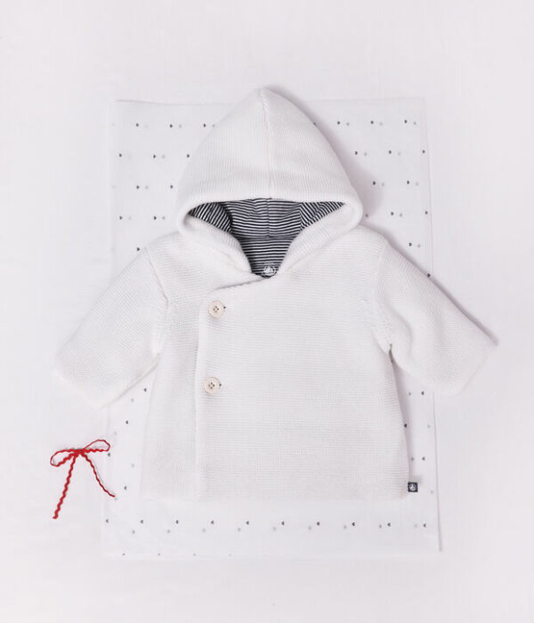 Veste bébé ouatinée en tricot et doublure milleraies