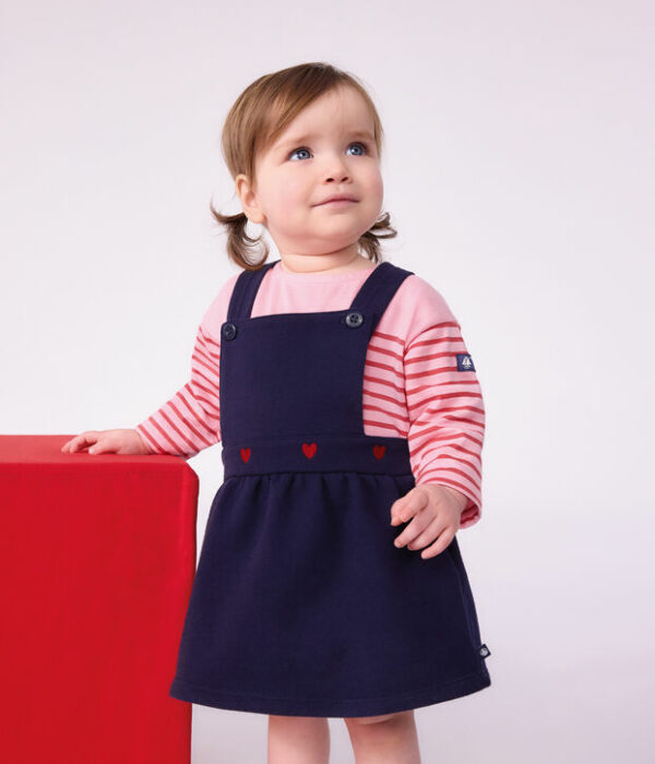 Robe bébé en coton sans manches et broderies cœurs