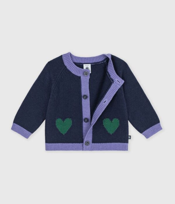 Cardigan bébé en tricot laine et coton et motifs jacquards cœurs